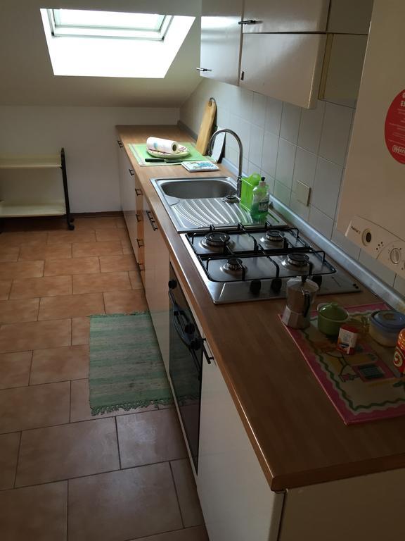 Mansarda Mare Apartment Altidona Bilik gambar