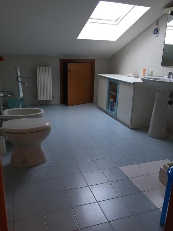Mansarda Mare Apartment Altidona Bilik gambar
