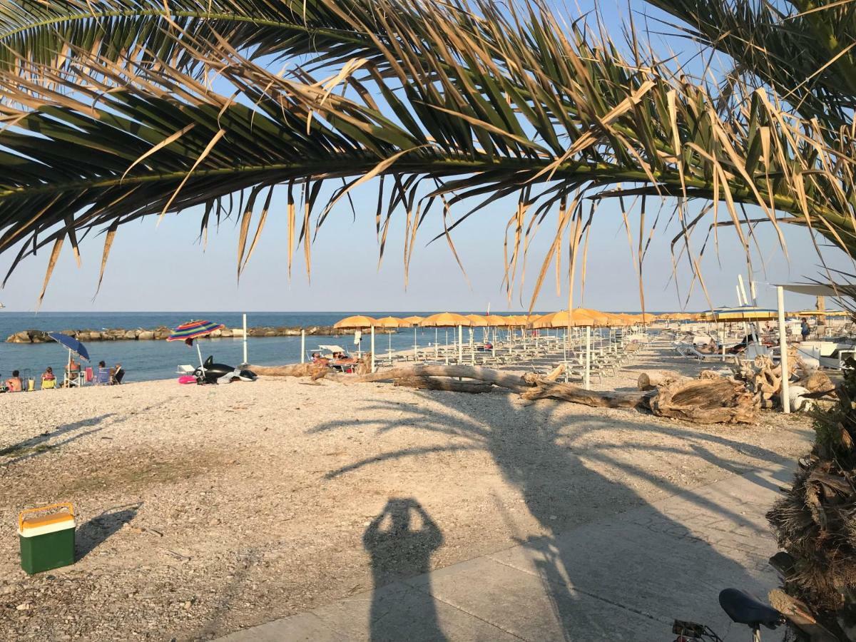 Mansarda Mare Apartment Altidona Luaran gambar